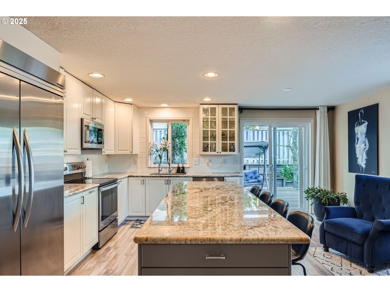Property Photo: 5305 NE 70th Cir WA 98661