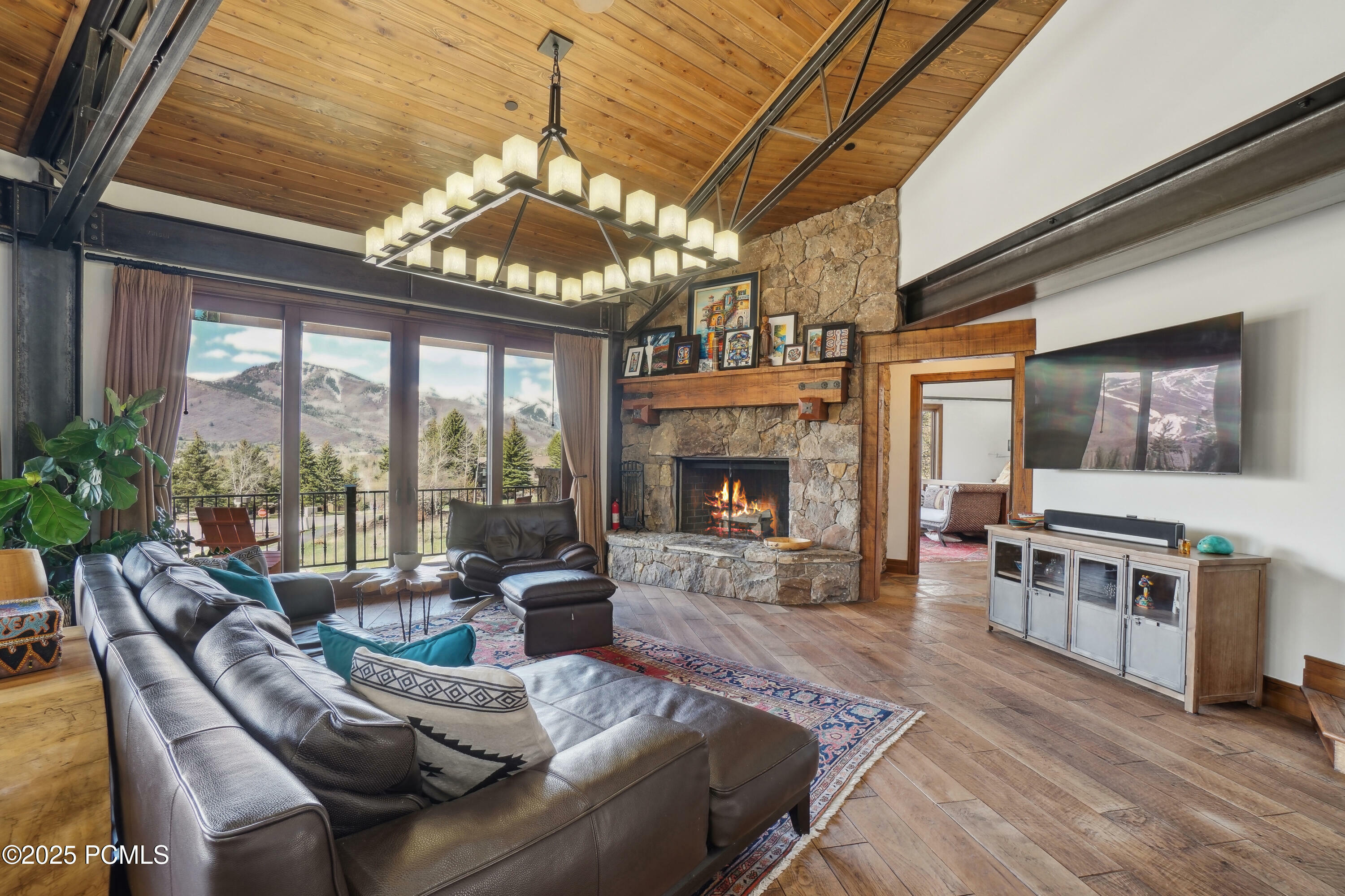 Property Photo: 2516 Larkspur Drive UT 84060
