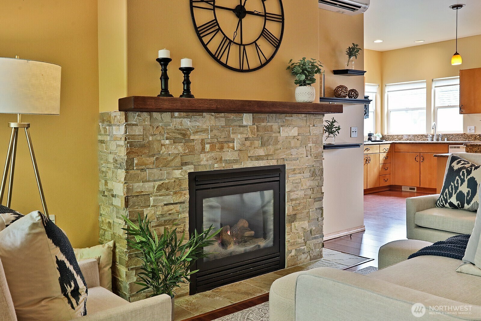 Property Photo: 1736 Lee Court WA 98249