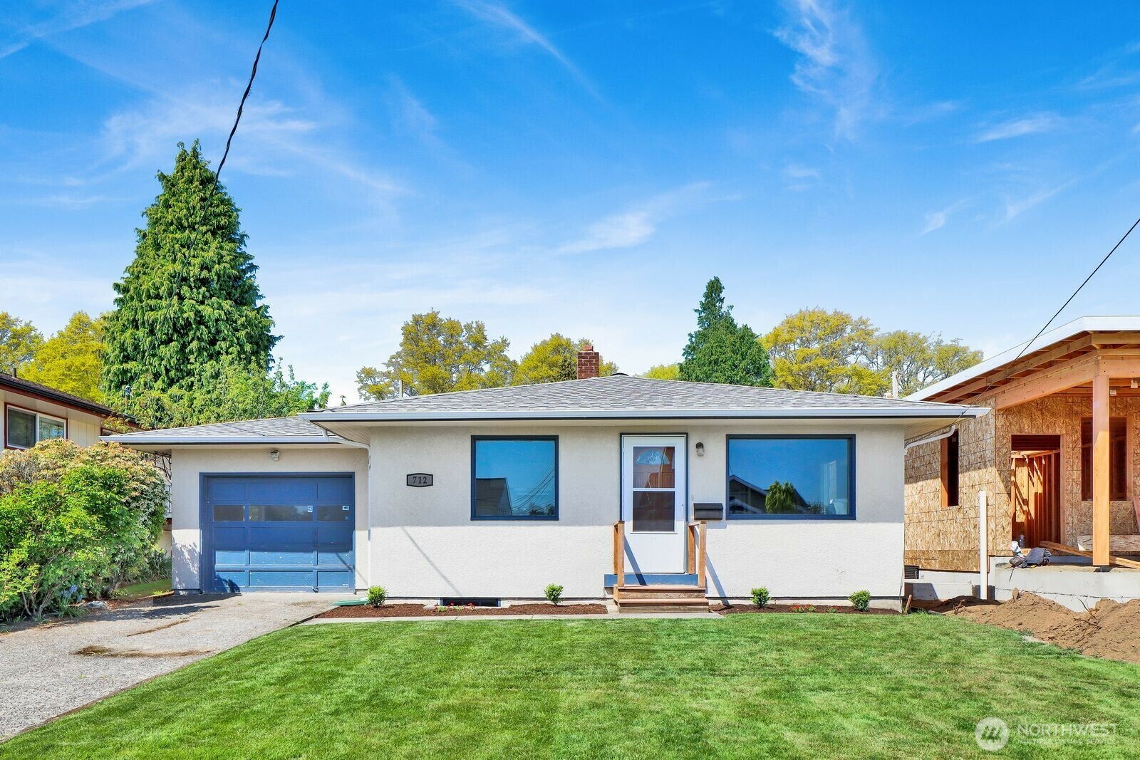 Property Photo: 712 Judson St WA 98264