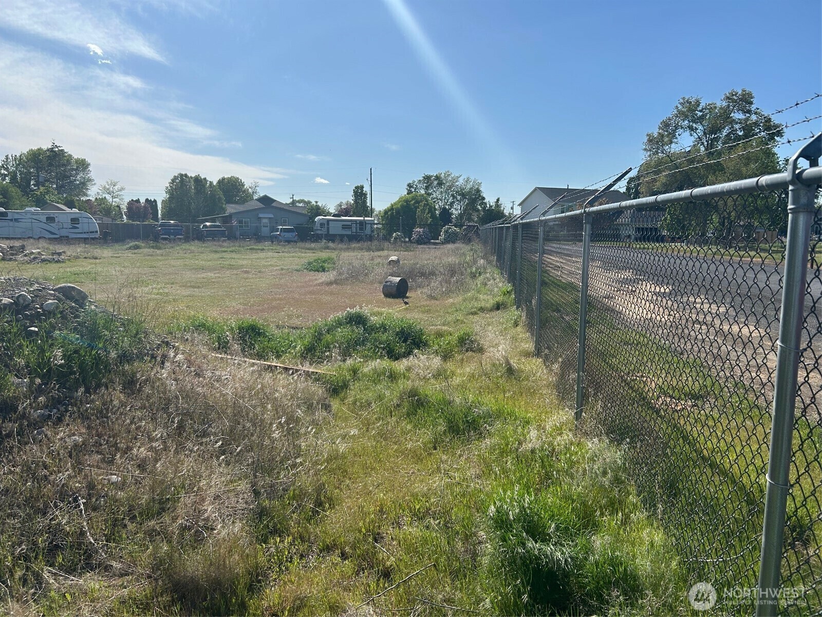 Property Photo: 7895 Brunch Road NE WA 98837