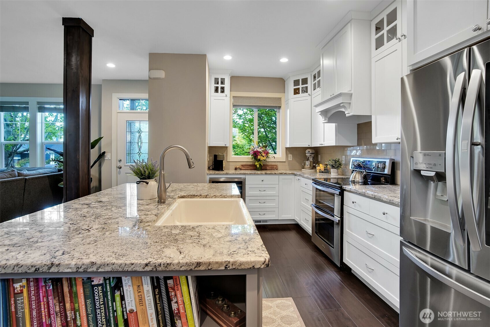 Property Photo: 16144 167th Avenue SE WA 98058