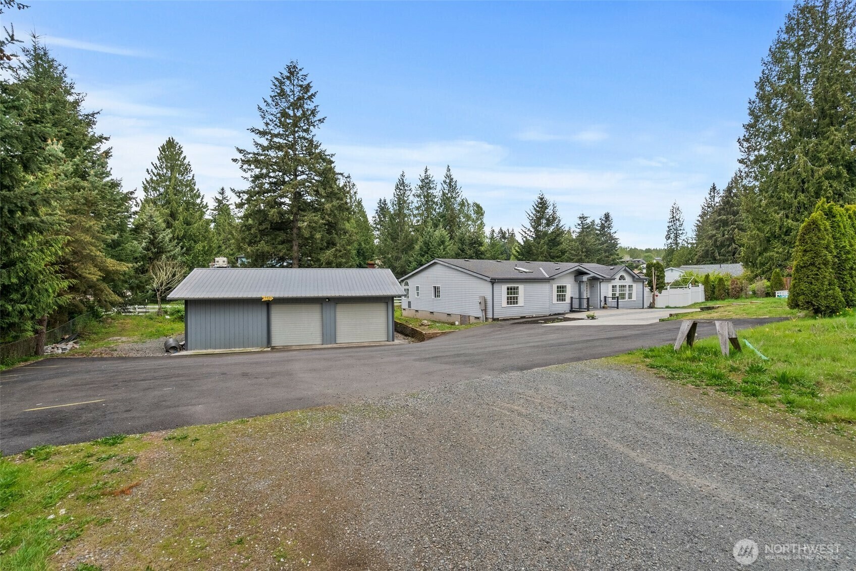 Property Photo: 12510 209th Ave E WA 98391
