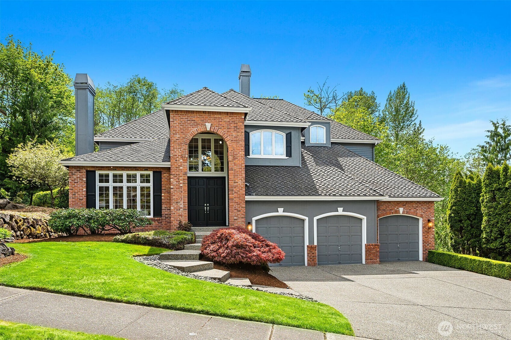 Property Photo: 16469 SE 57th Place WA 98006