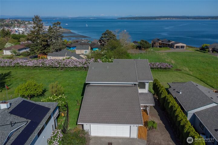 Property Photo: 312 Cleveland Street WA 98368
