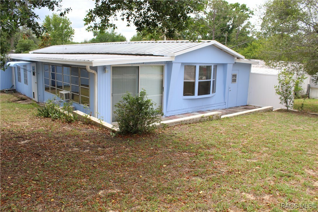 Property Photo: 3703 E Nugget Lane FL 34453