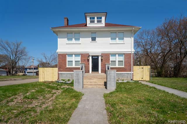 181 Rhode Island  Highland Park MI 48203 photo