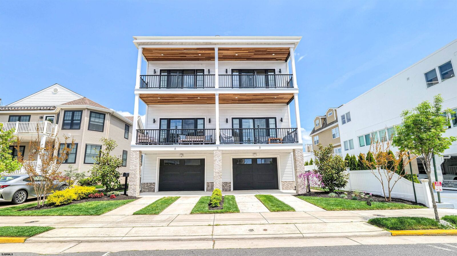 Property Photo: 5 N Monroe Ave A NJ 08402