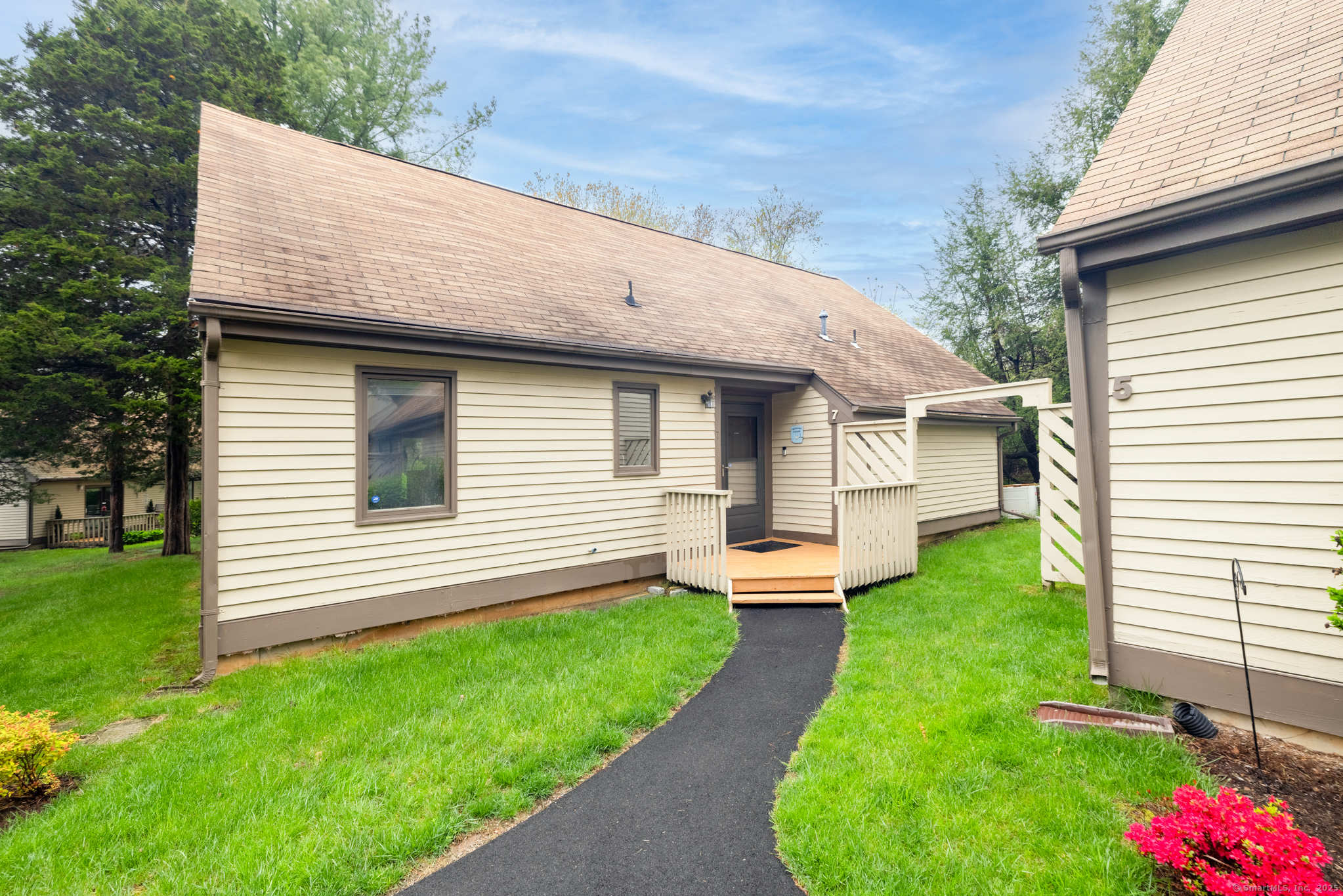 7 Copper Hill Drive 7  Guilford CT 06437 photo