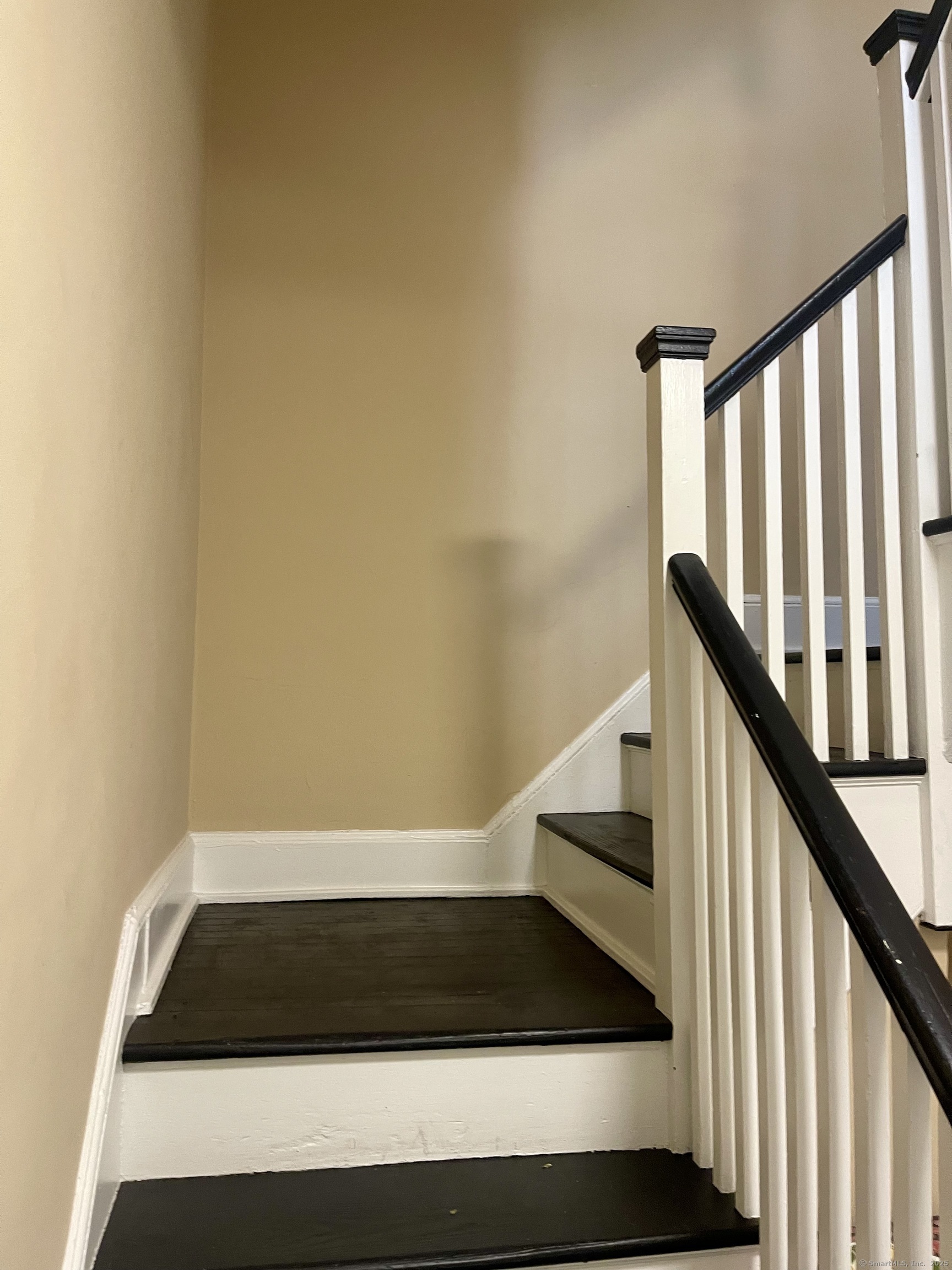Property Photo: 26 Rowsley Street 5 CT 06605