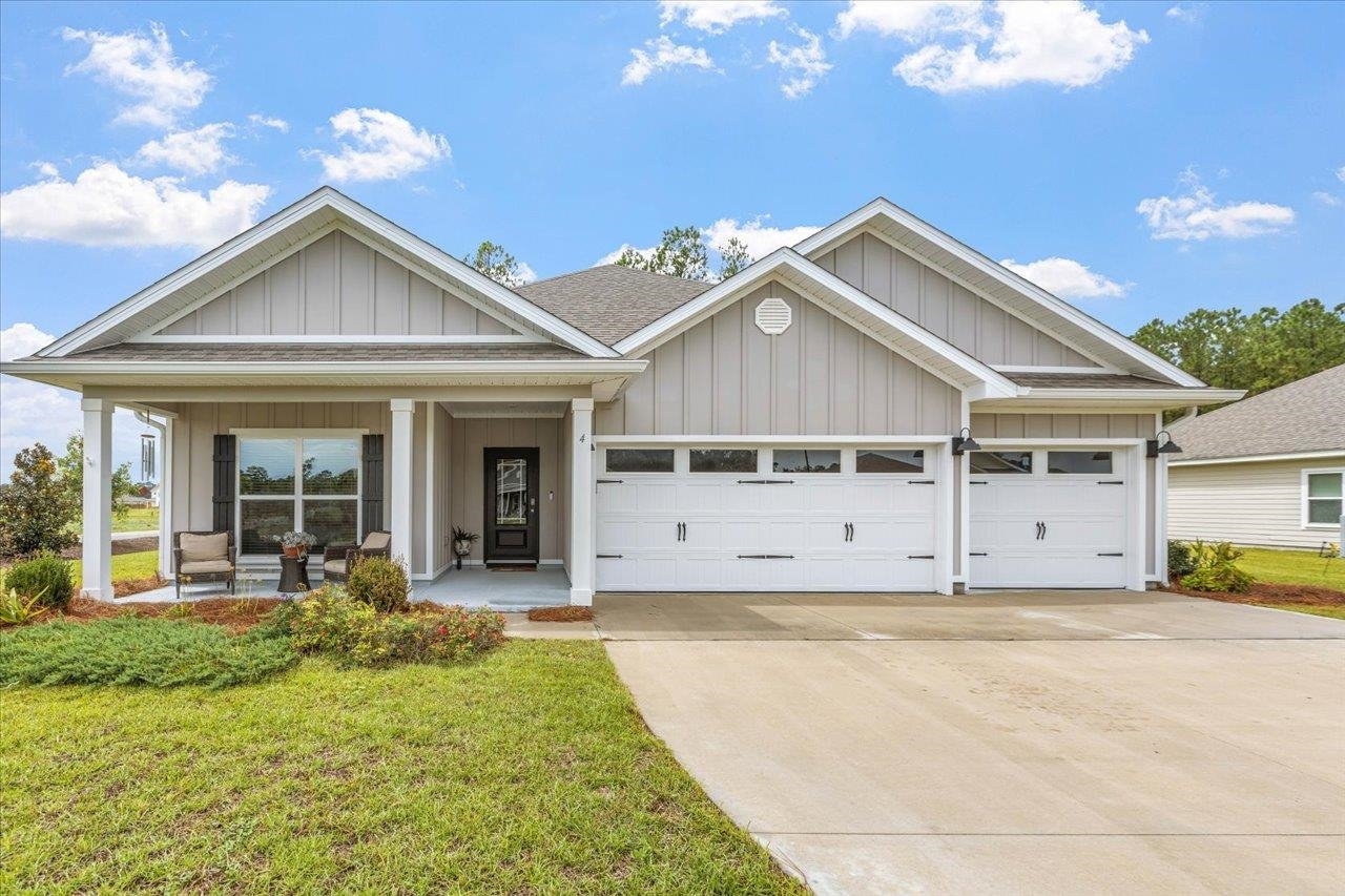 Property Photo: 4 Manchester Drive FL 32327