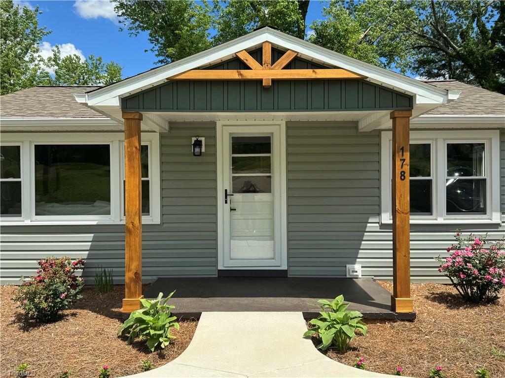 Property Photo: 178 Little Arcadia Drive NC 28621