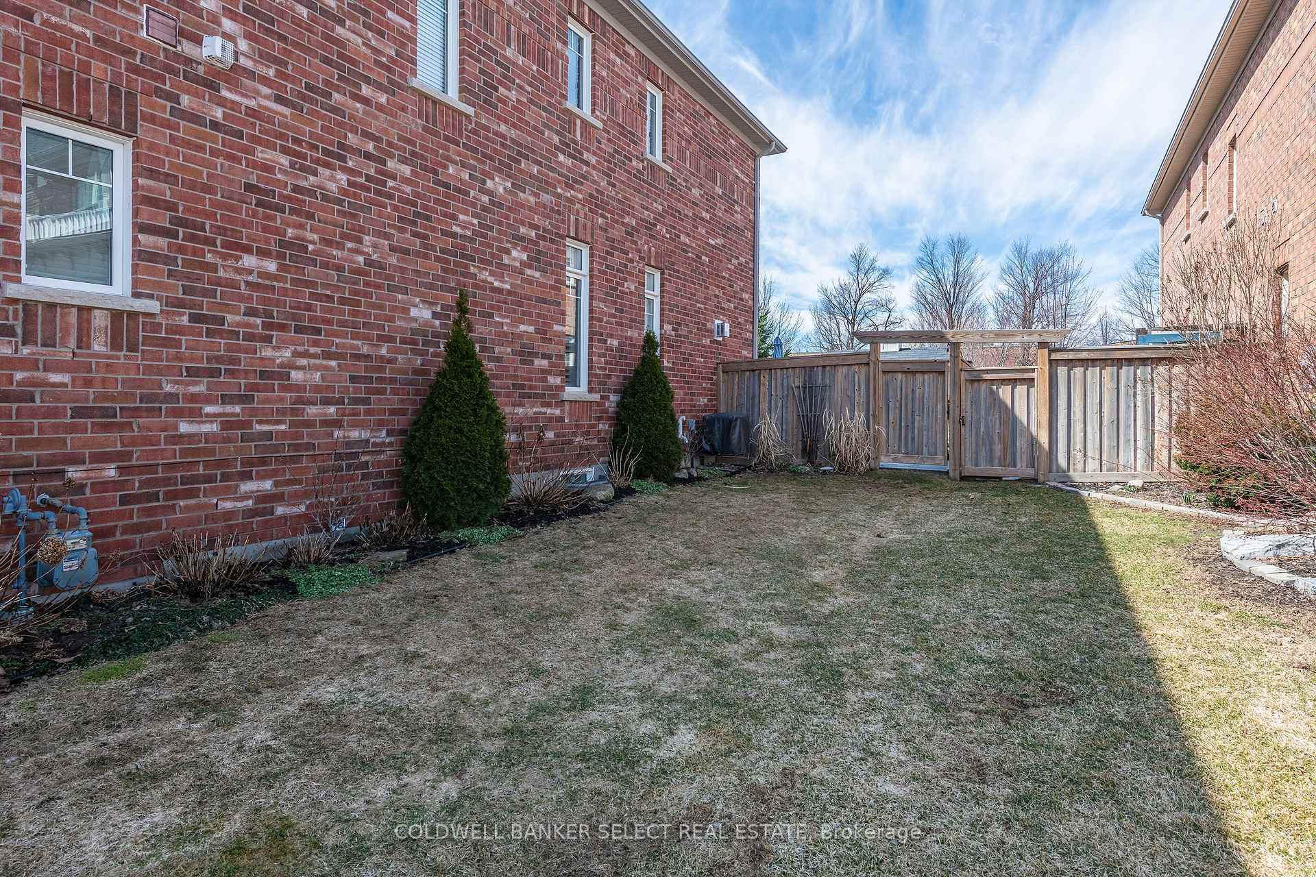 Property Photo: 47 McCardy Court ON L7C 3W9