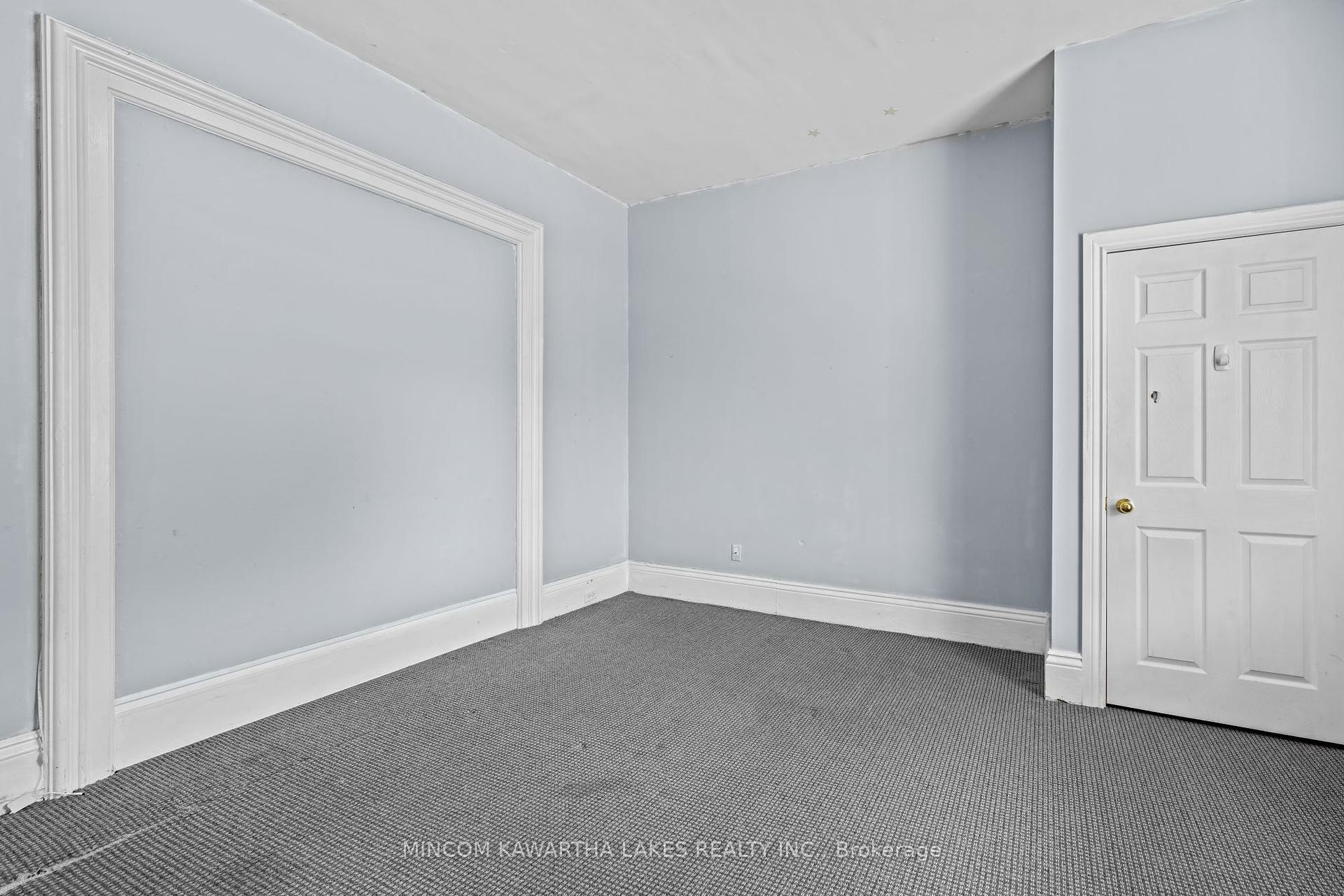Property Photo: 270 Sherbrooke Street ON K9J 2N6