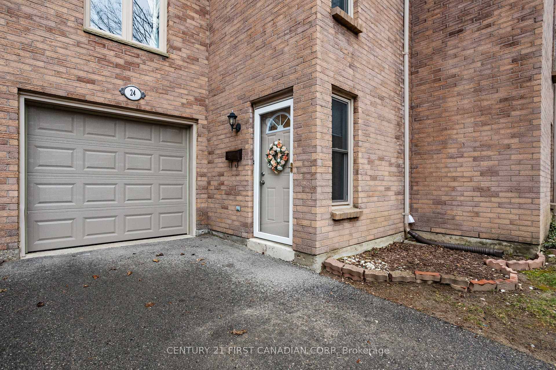 Photo de la propriété: 1855 Aldersbrook Road 24 ON N6G 4R4