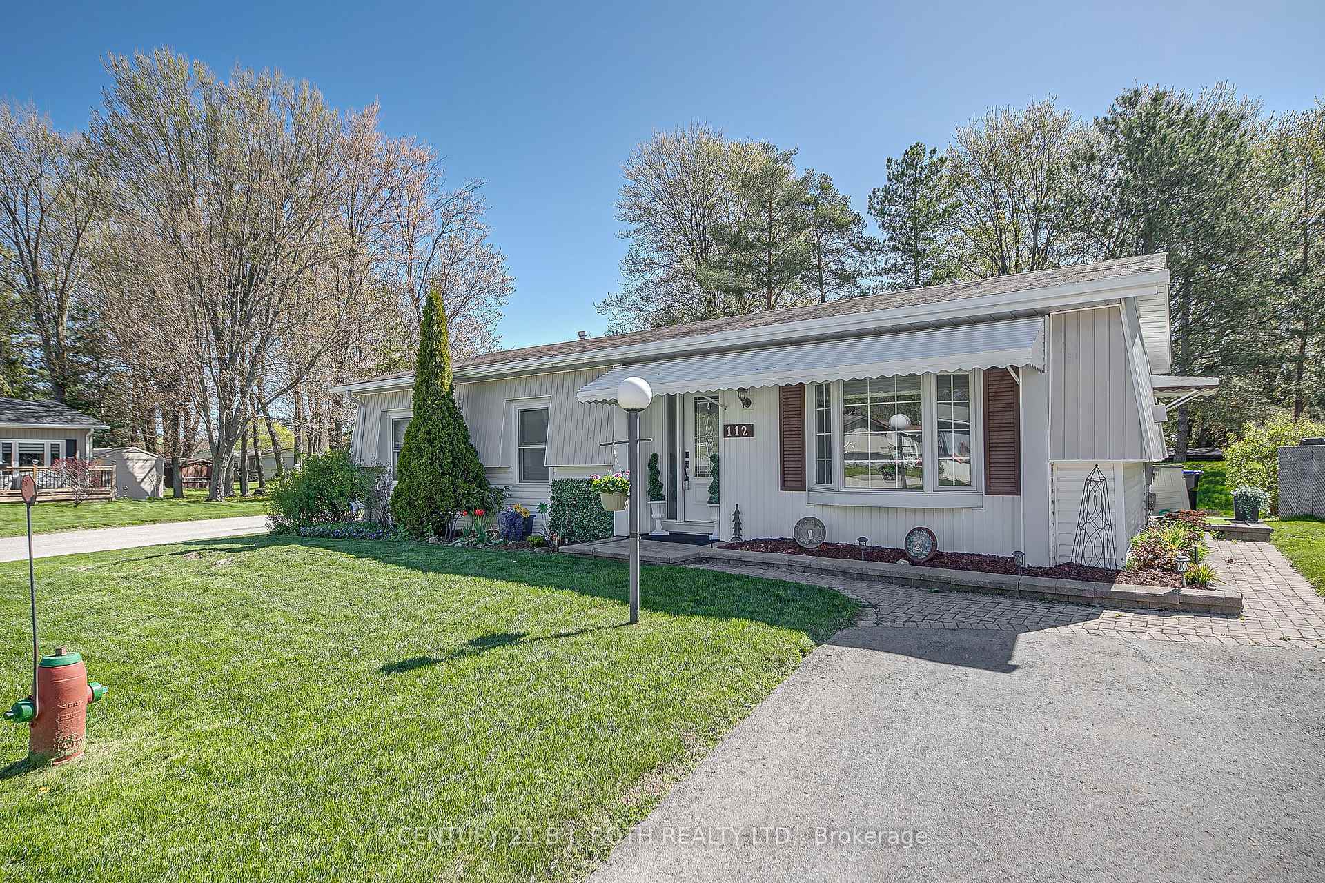 112 Linden Lane  Innisfil ON L9S 1N4 photo
