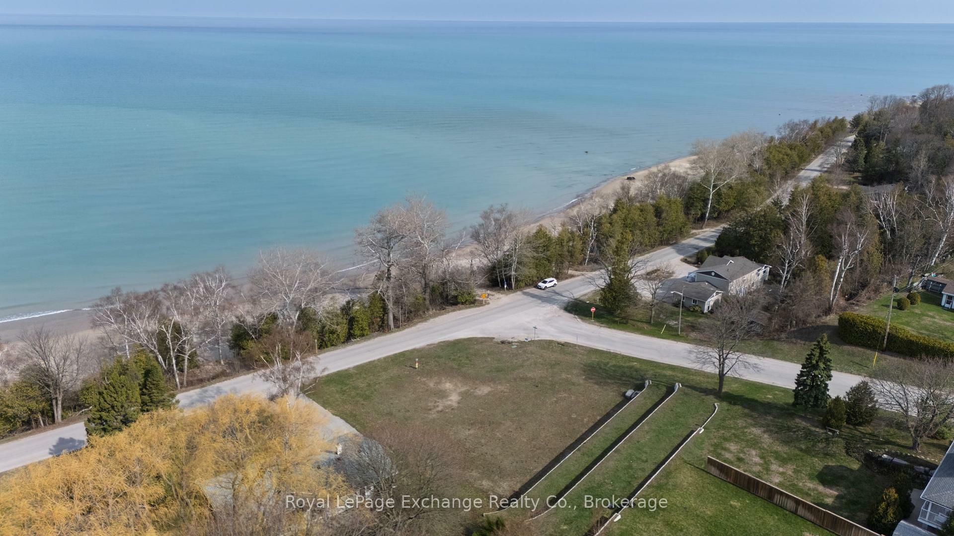 31 Boiler Beach Road  Huron-Kinloss ON N2Z 2L6 photo