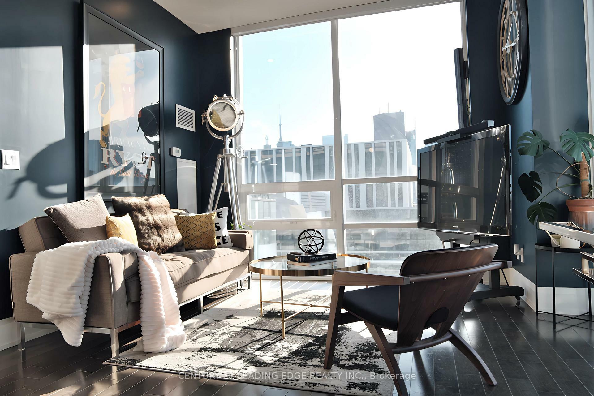 Property Photo: 460 Adelaide Street E Ph203 ON M5A 0E7