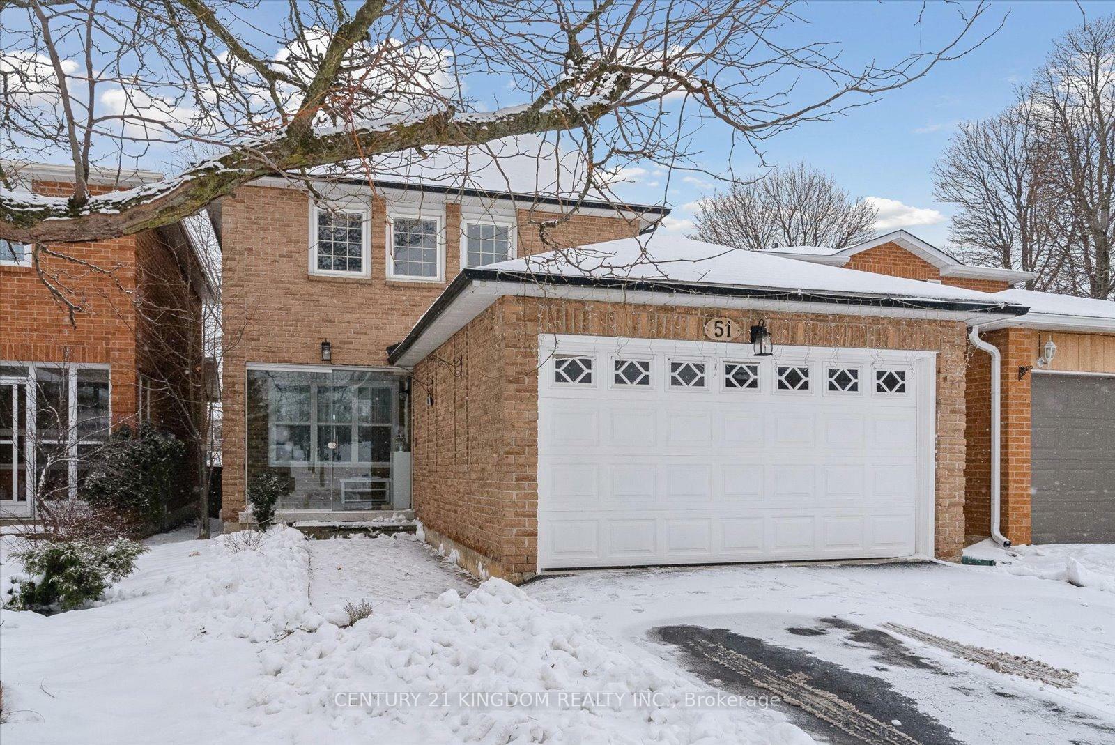Property Photo: 51 Don Head Village Boulevard Main ON L4C 7M7