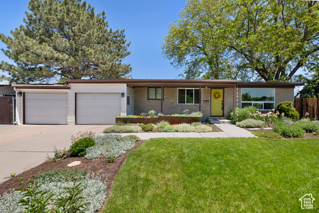 Property Photo: 5125 S Cheerful Dr UT 84123