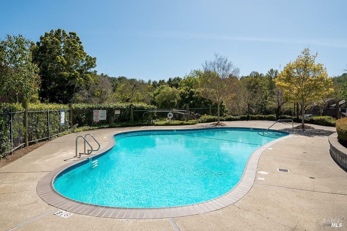 Property Photo: 5 Charmaine Court CA 94949