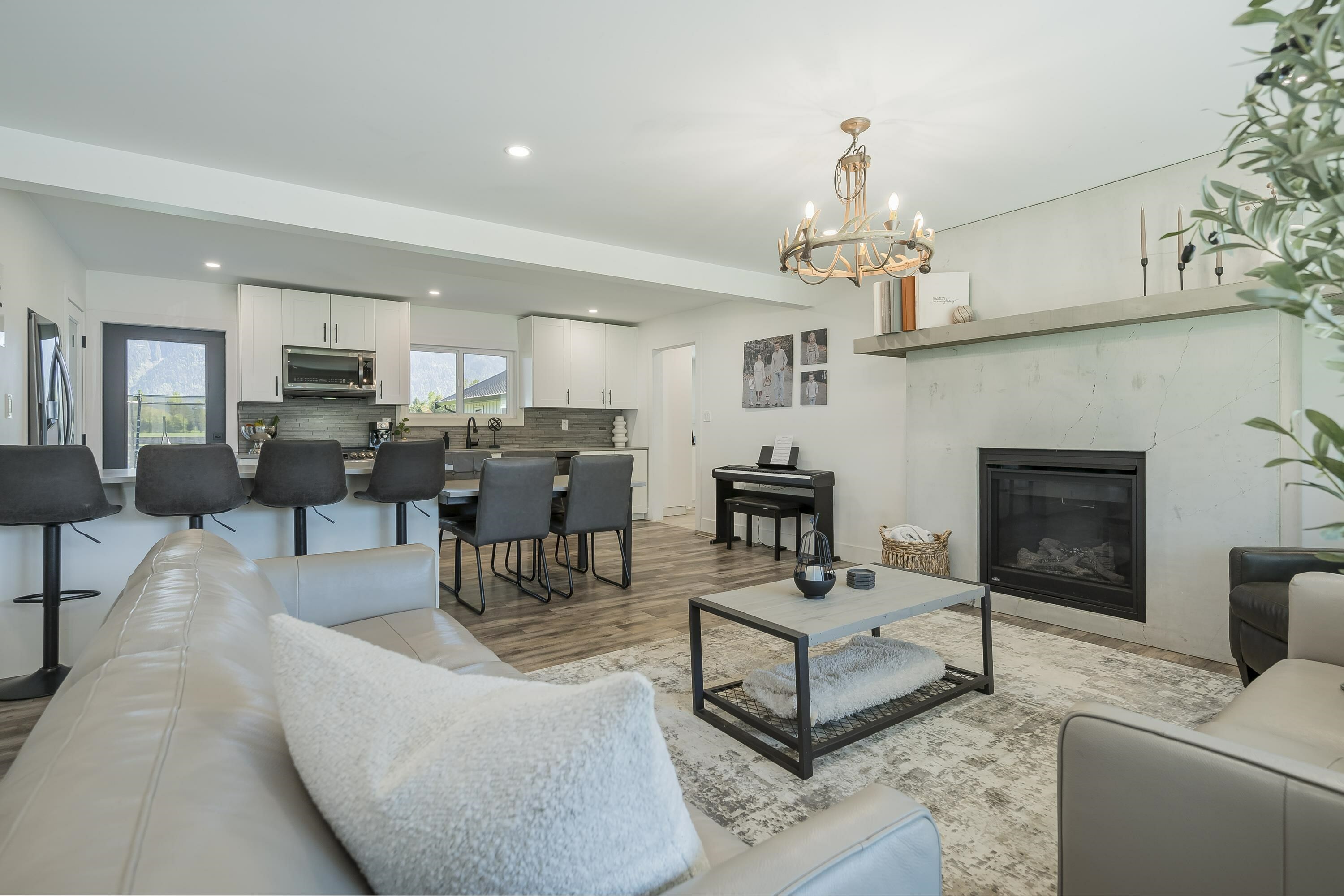 Property Photo: 1716 Agassiz Avenue BC V0M 1A3