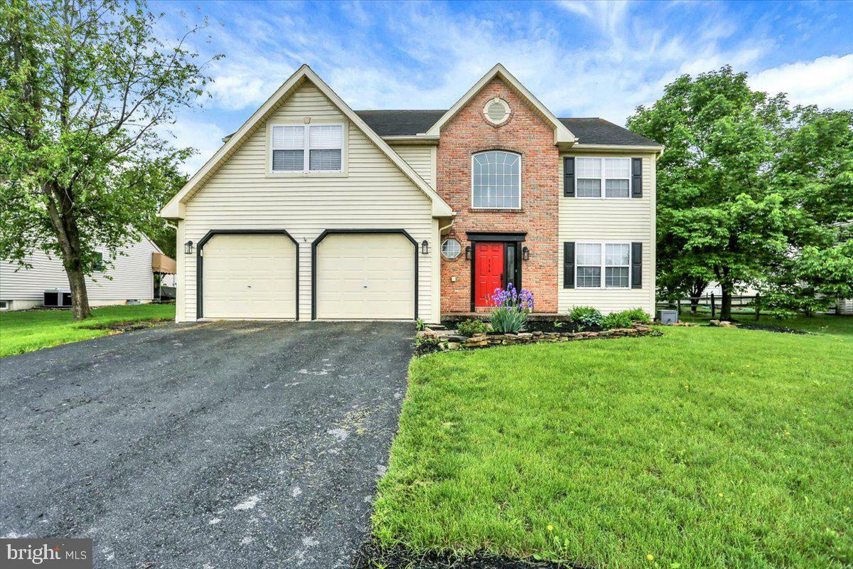 Property Photo: 114 Carmen Drive PA 19510