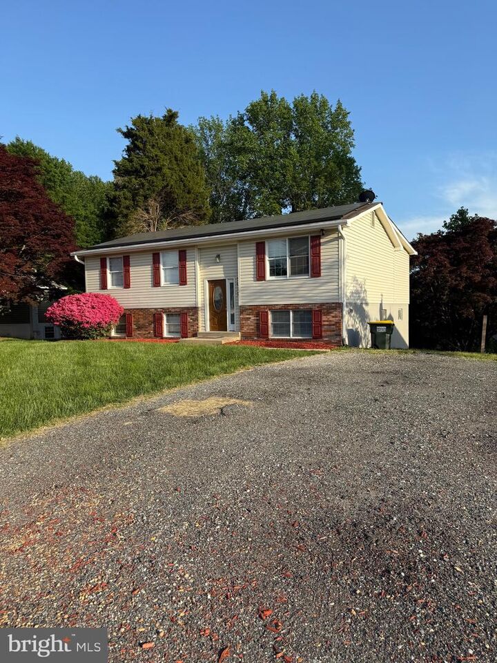 Property Photo: 3917 13th Street MD 20732
