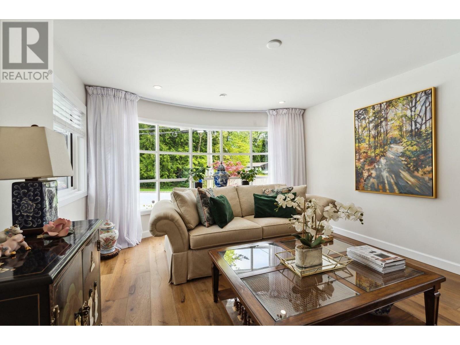 Property Photo: 3061 Bewicke Avenue BC V7N 4B7