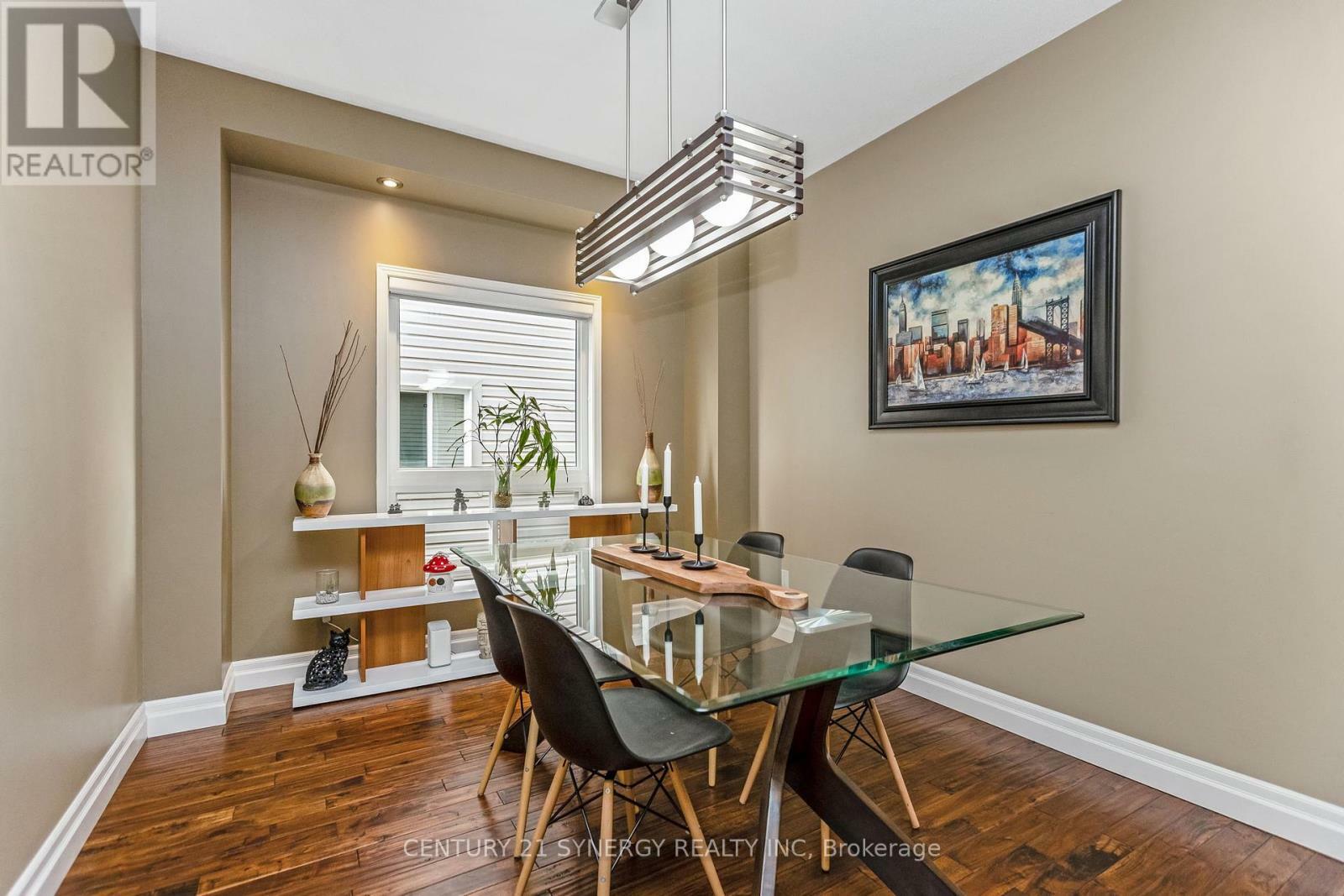 Photo de la propriété:  317 Jasper Crescent  ON K4K 0C9 