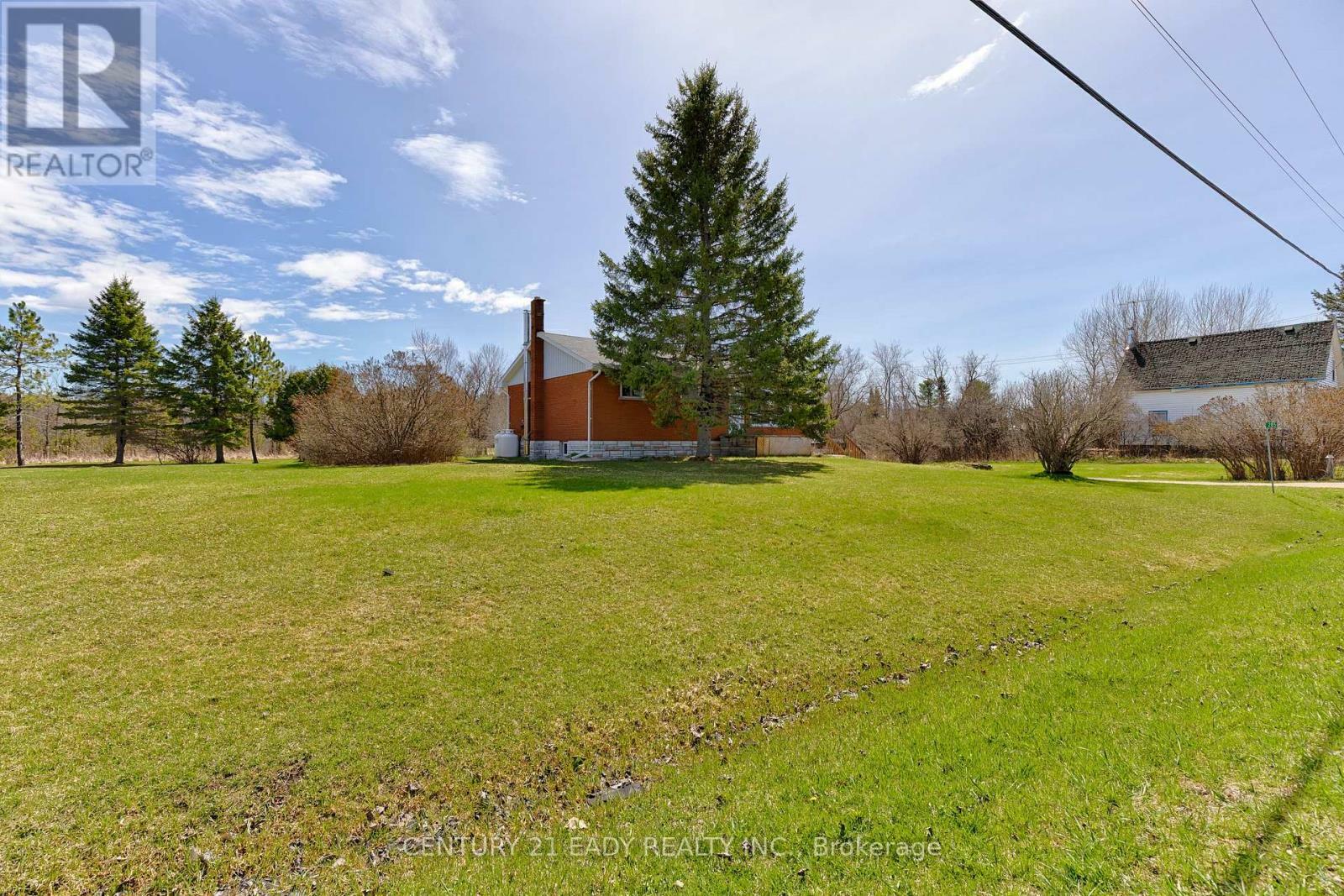 Property Photo: 285 Foymount Road ON K0J 1T0