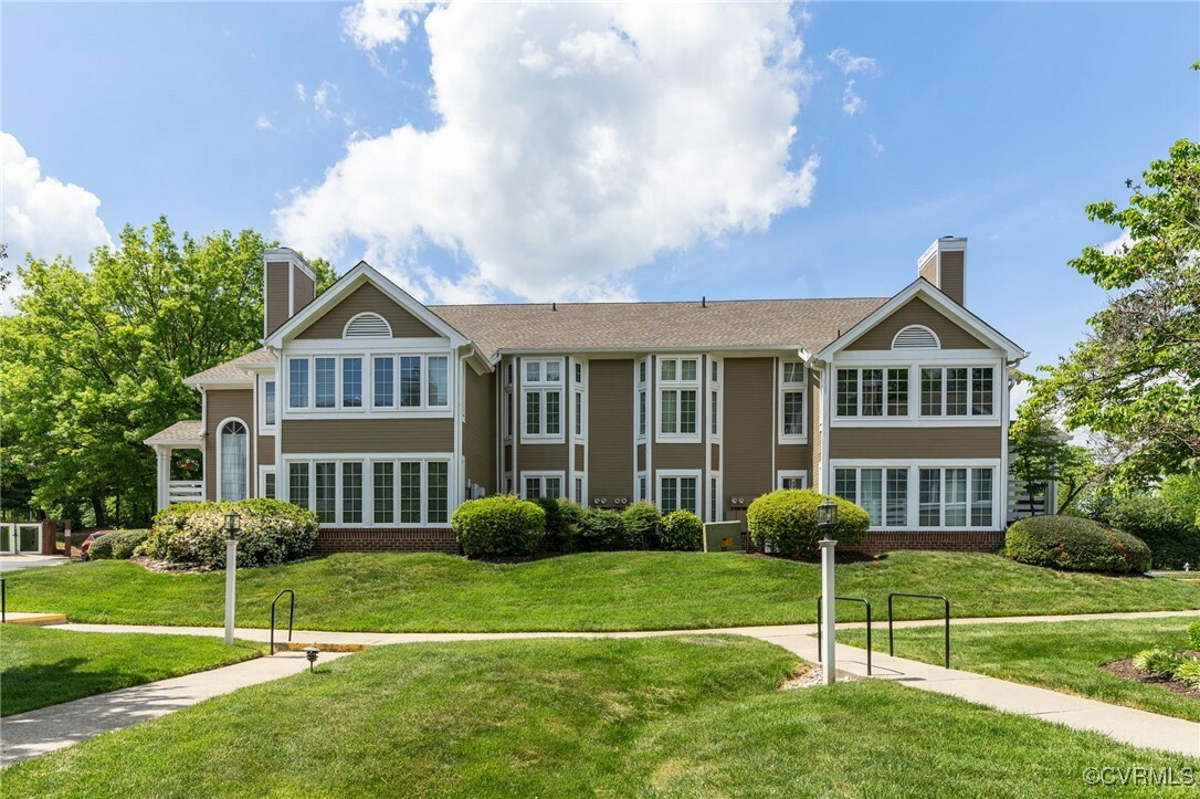 Property Photo: 4681 Four Seasons Terrace B VA 23060