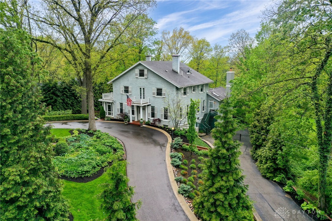 Property Photo: 43 Briar Hill Road OH 45419