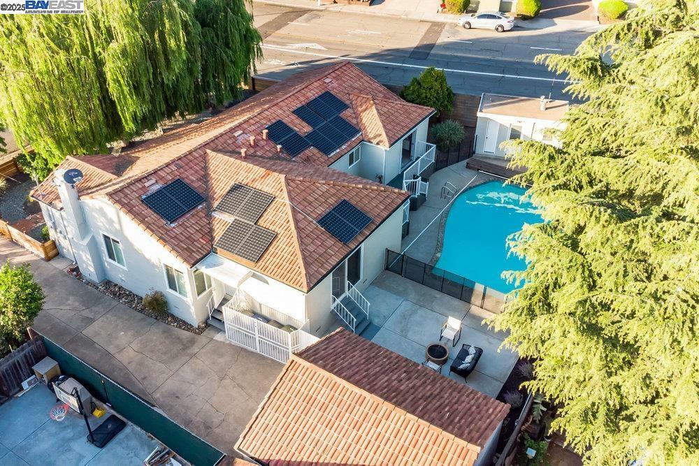 Property Photo:  955 Maud Ave  CA 94577 