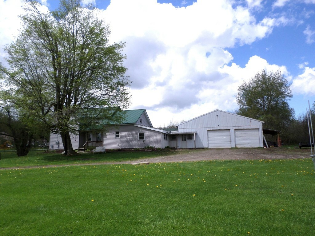 Property Photo: 5328 Knoyle Road PA 16510