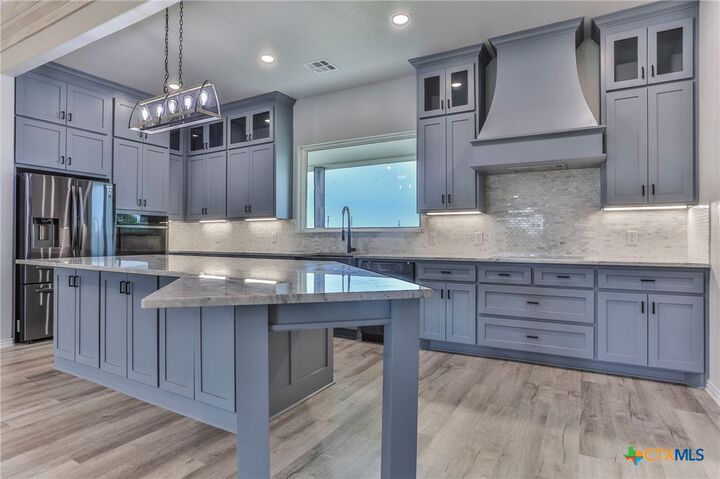 Property Photo: 916 Stone Road TX 76501