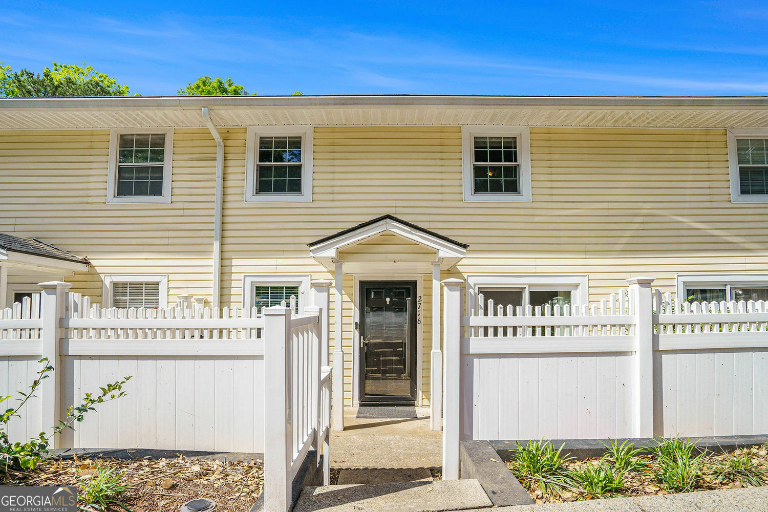 Property Photo: 2716 Suwanee Way SE GA 30067