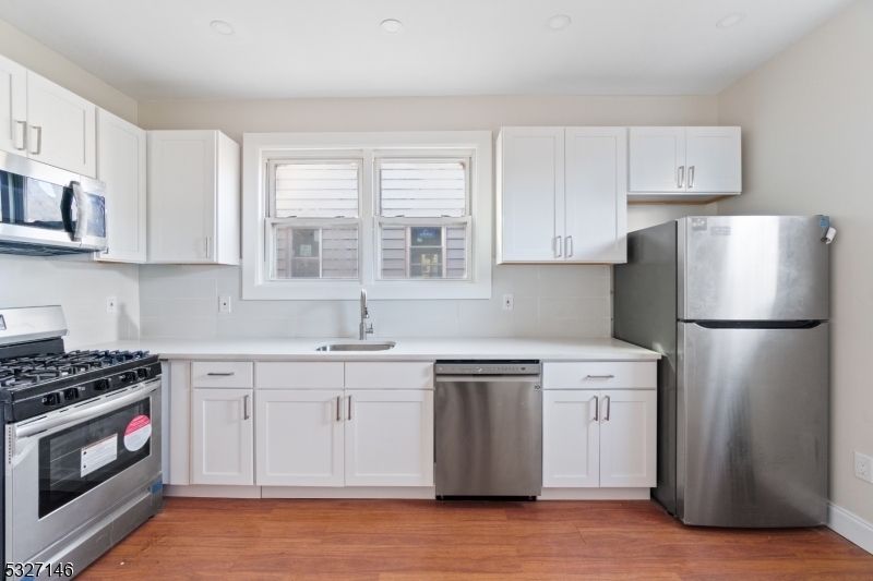 Property Photo: 279 Weequahic Ave 1 NJ 07112