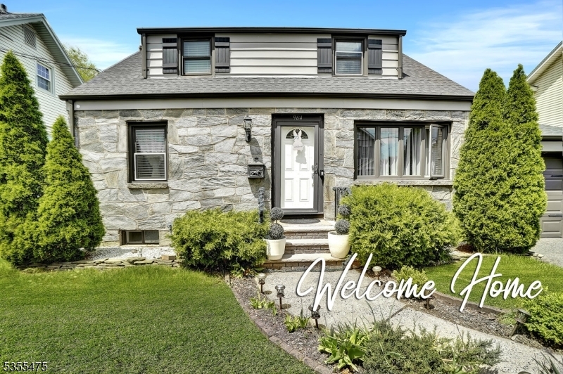 Property Photo: 964 Moessner Ave NJ 07083