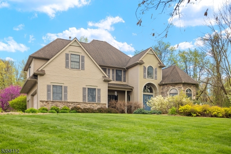 2 Sutton Ct  Hardyston Twp. NJ 07419 photo