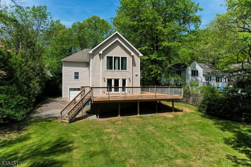 Property Photo: 820 E Broad St NJ 07090