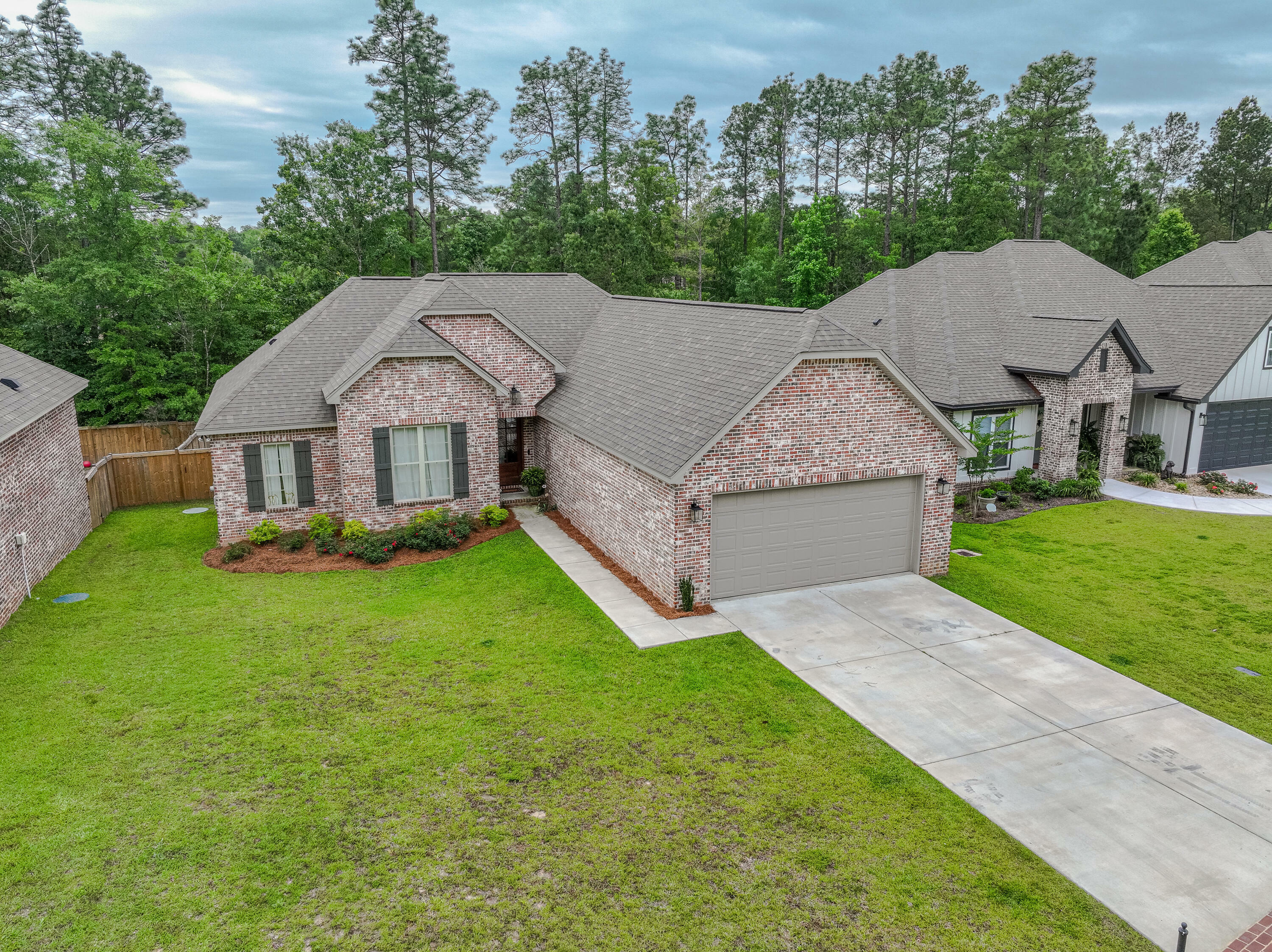 Property Photo: 17 Waverly Ct. MS 39402