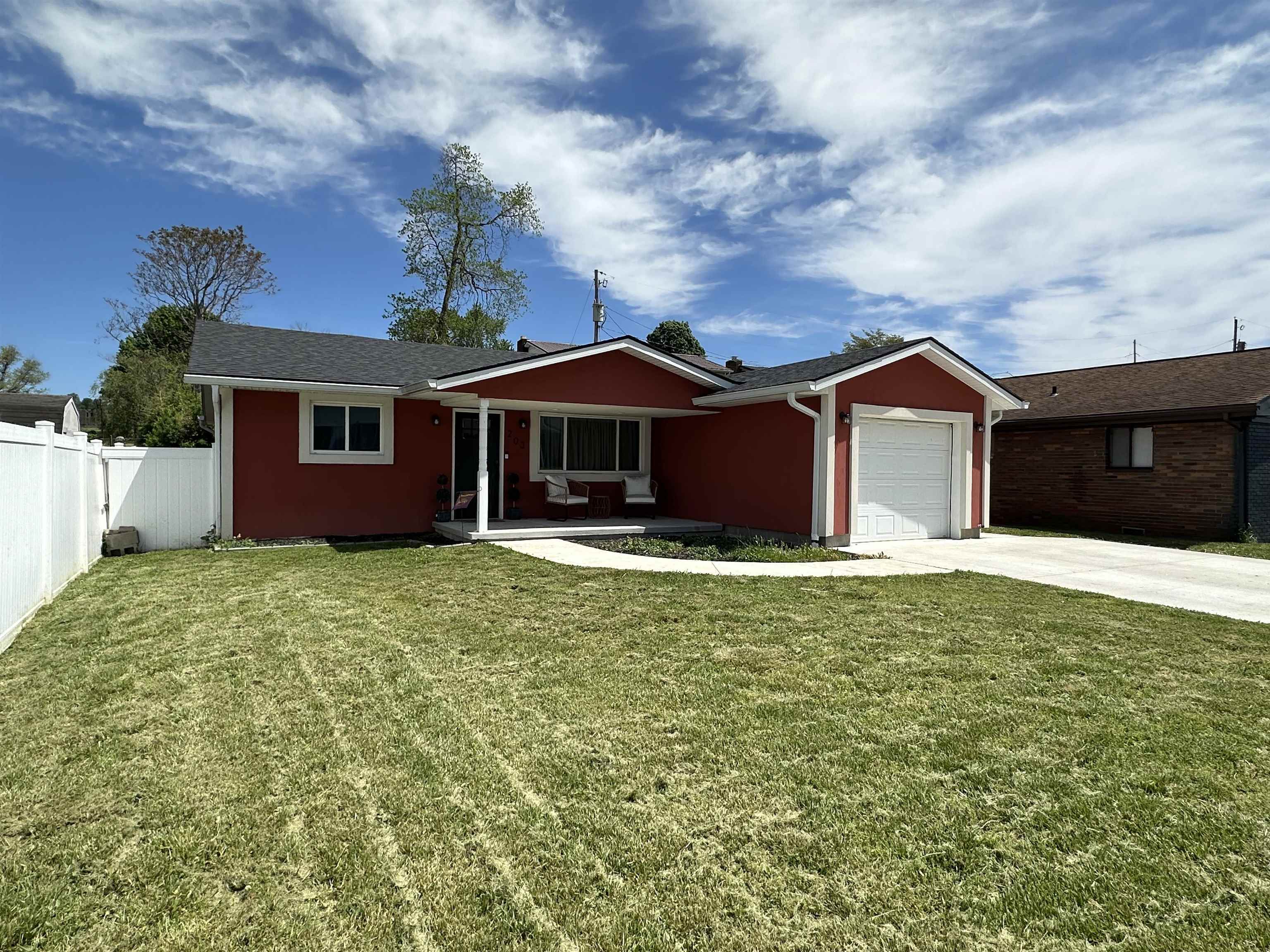 Property Photo:  203 Mason Street  OH 45680 