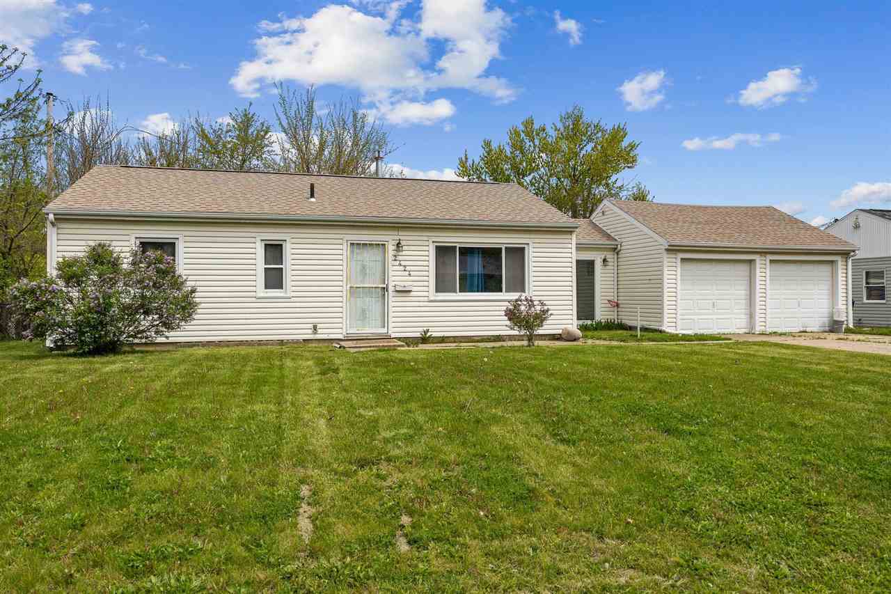 Property Photo: 2424 8th Ave SW IA 52404