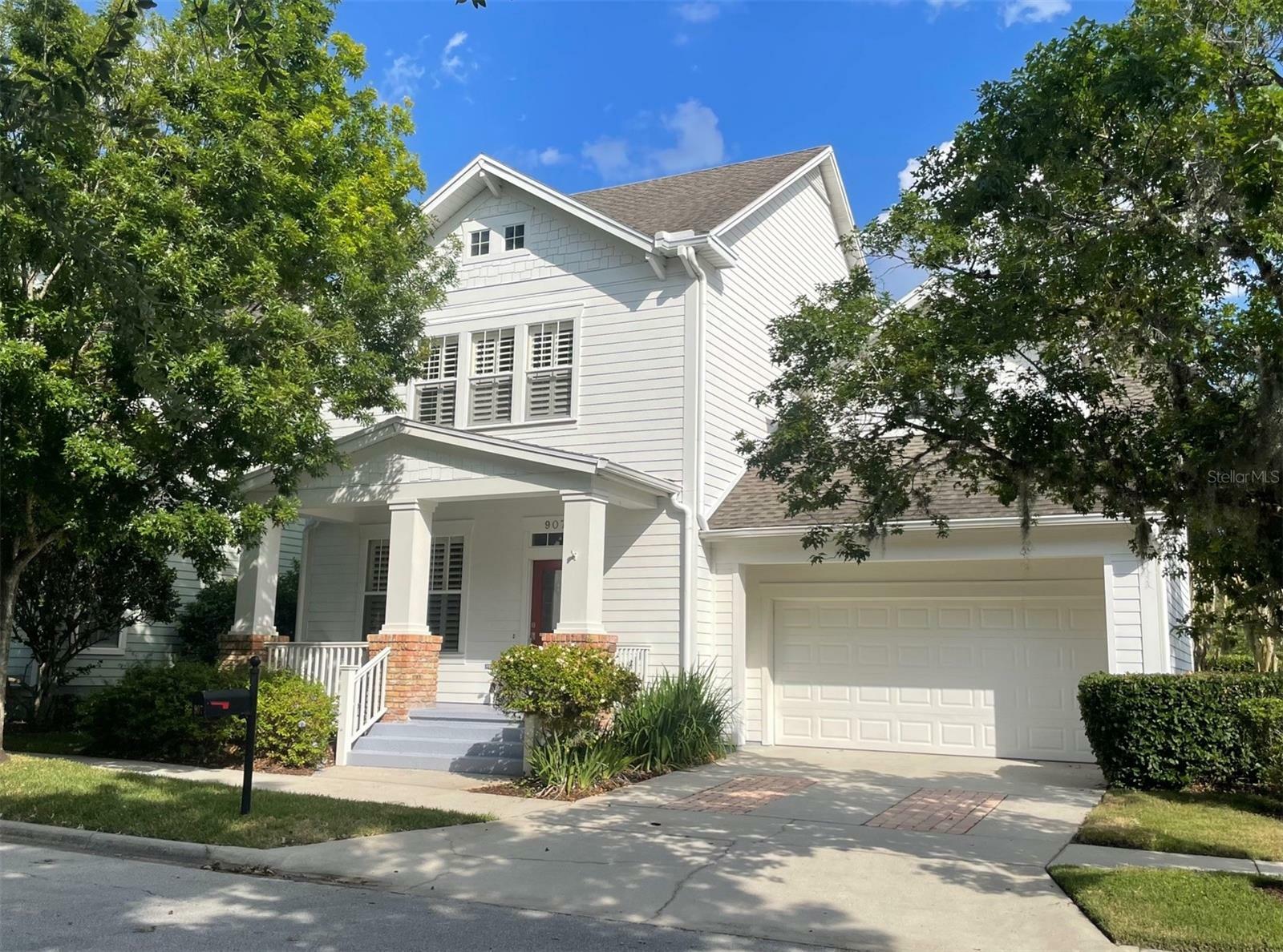 Property Photo: 907 Pawstand Road FL 34747