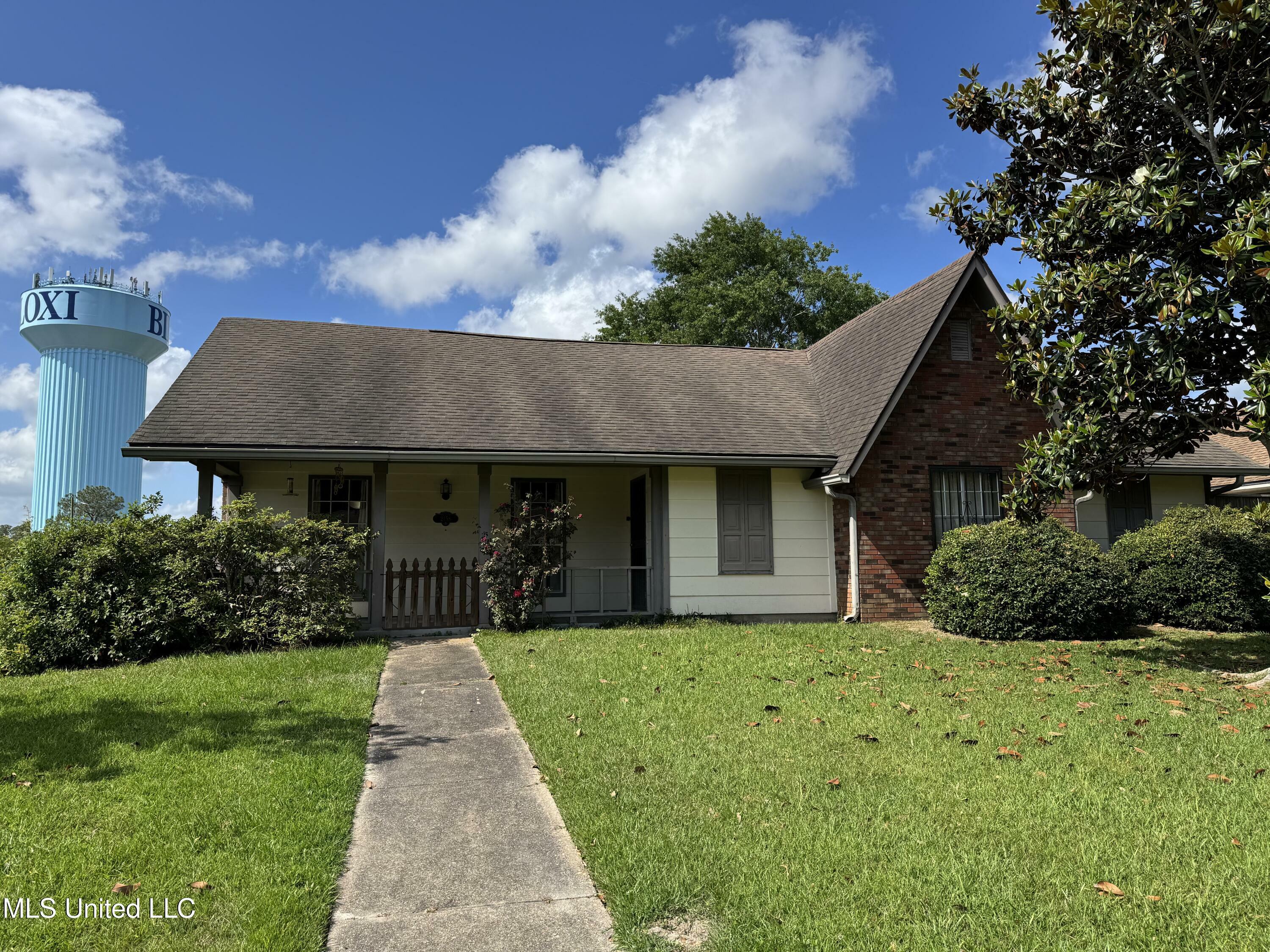 Property Photo: 2158 Baywood Drive MS 39532