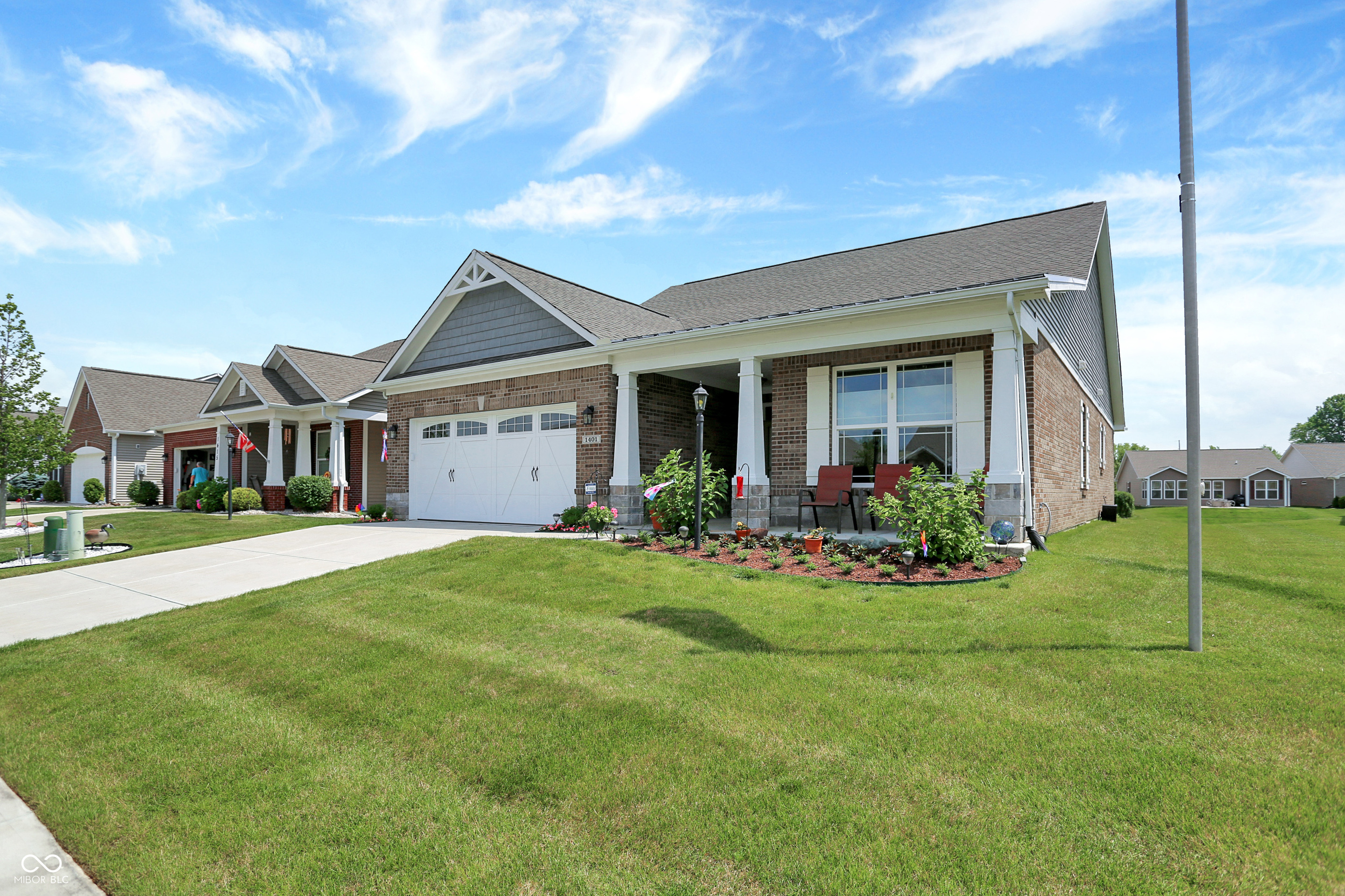 Property Photo: 1401 Blackthorne Trail N IN 46168