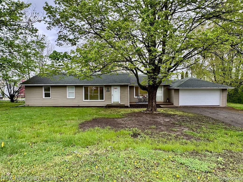 Property Photo: 2659 Hatton Road MI 48326 1912