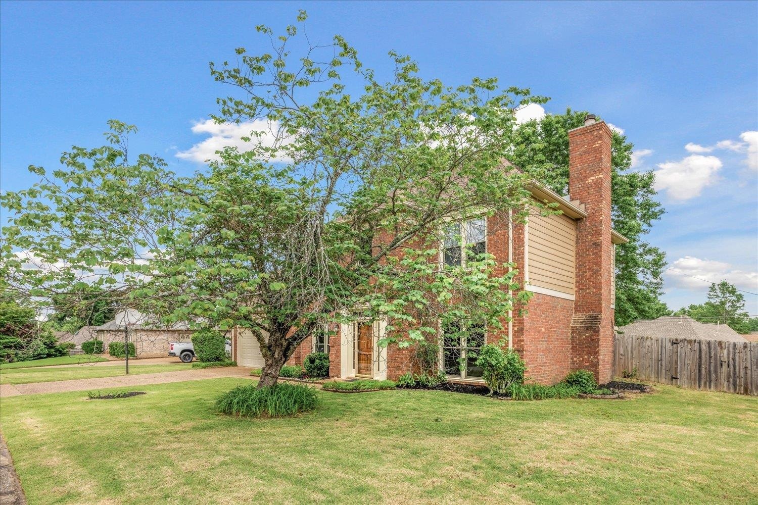 Property Photo: 8398 Shingle Oaks Dr TN 38018