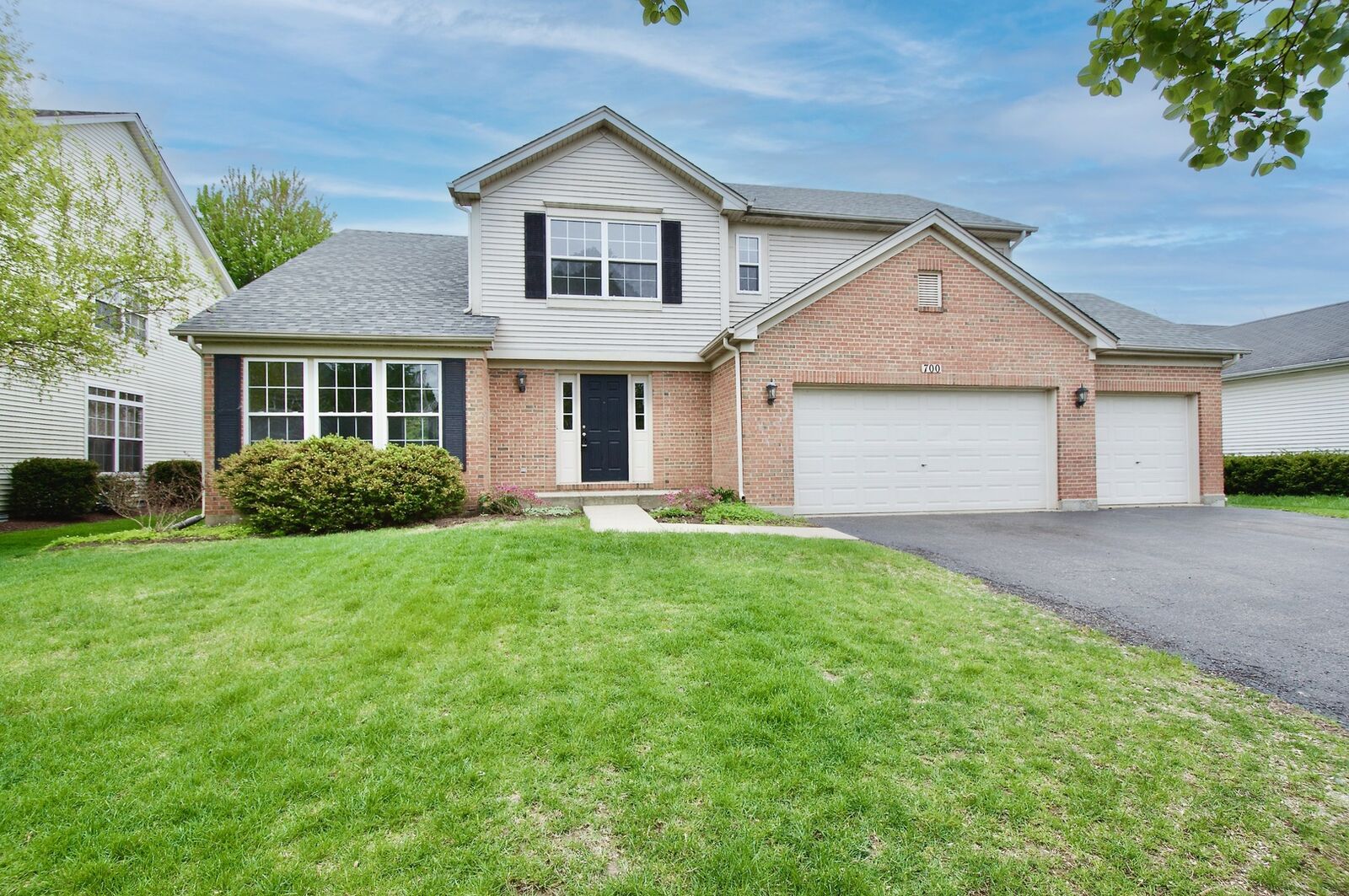 Property Photo:  700 Manhattan Circle  IL 60543 
